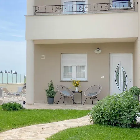 Casa Hana * Buzinija