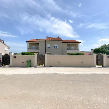 Casa Hana * Bužinija